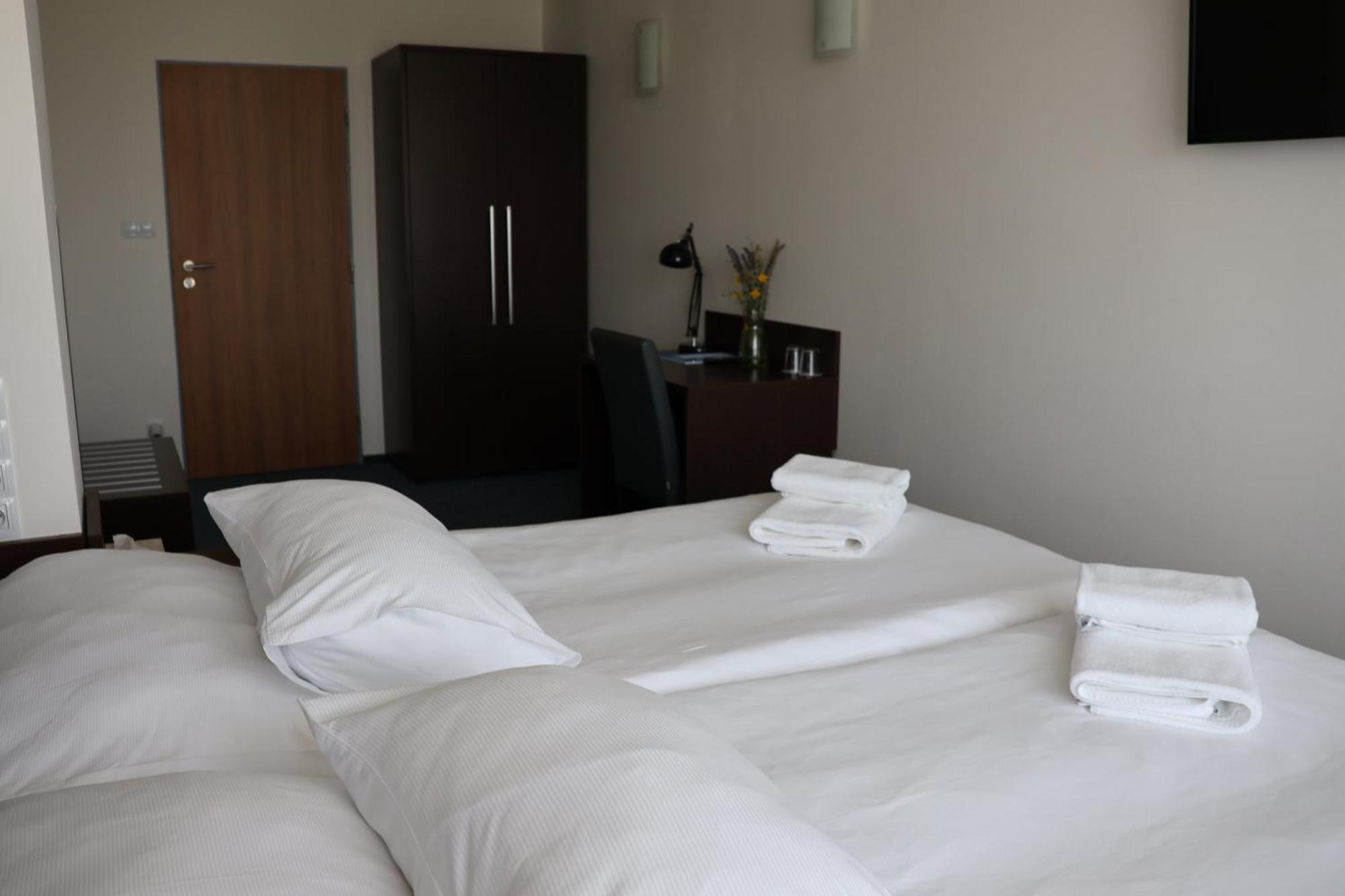 Hotel TJ Chodov Praha Exteriér fotografie